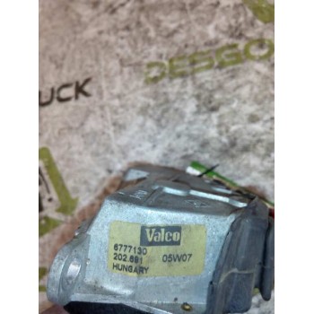 Recambio de mando intermitentes para volvo trucks fs 7 fs 720 es (220cv) referencia OEM IAM 6777130 202691 