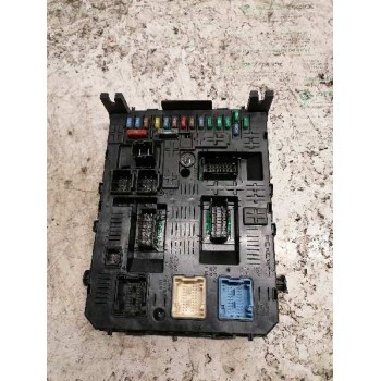 CAJA RELES / FUSIBLES 9664059080 281201930C BSI