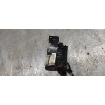 Recambio de mando limpia para nissan pathfinder (r51) 2.5 dci le referencia OEM IAM 25260EA000 8 PINS 