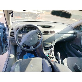 renault laguna ii (bg0) del año 2005