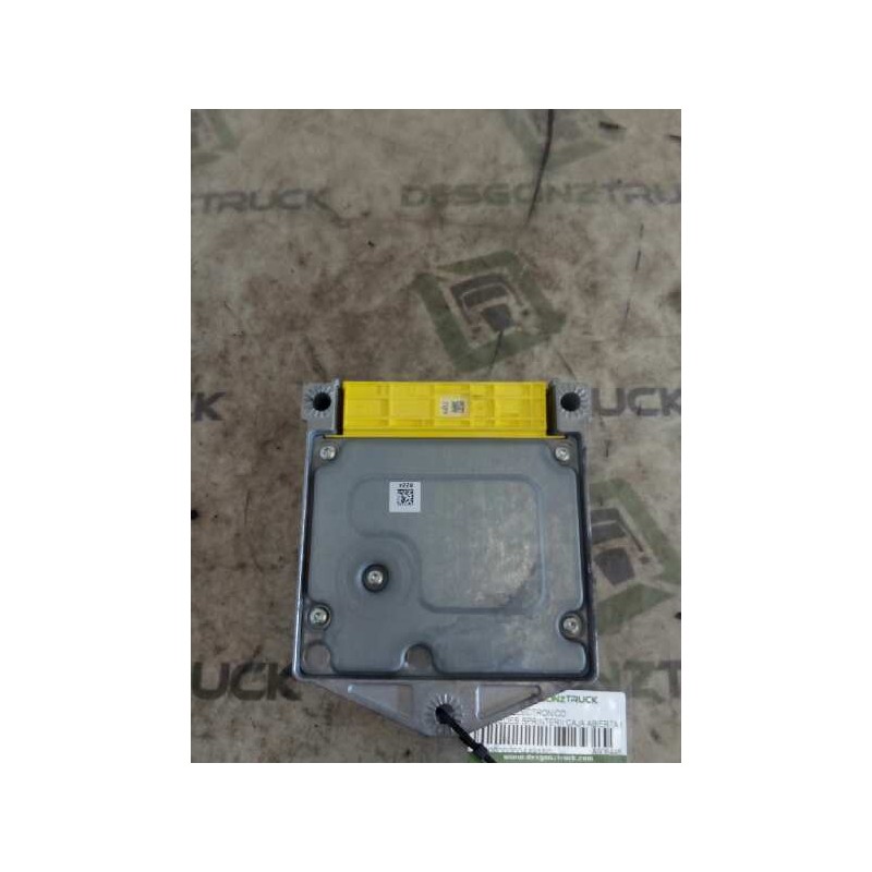 Recambio de modulo electronico para mercedes-benz sprinterii caja abierta (desde 01.06) 311/315  4x4   cdi (906.131/133/135) ref - Blanco 4