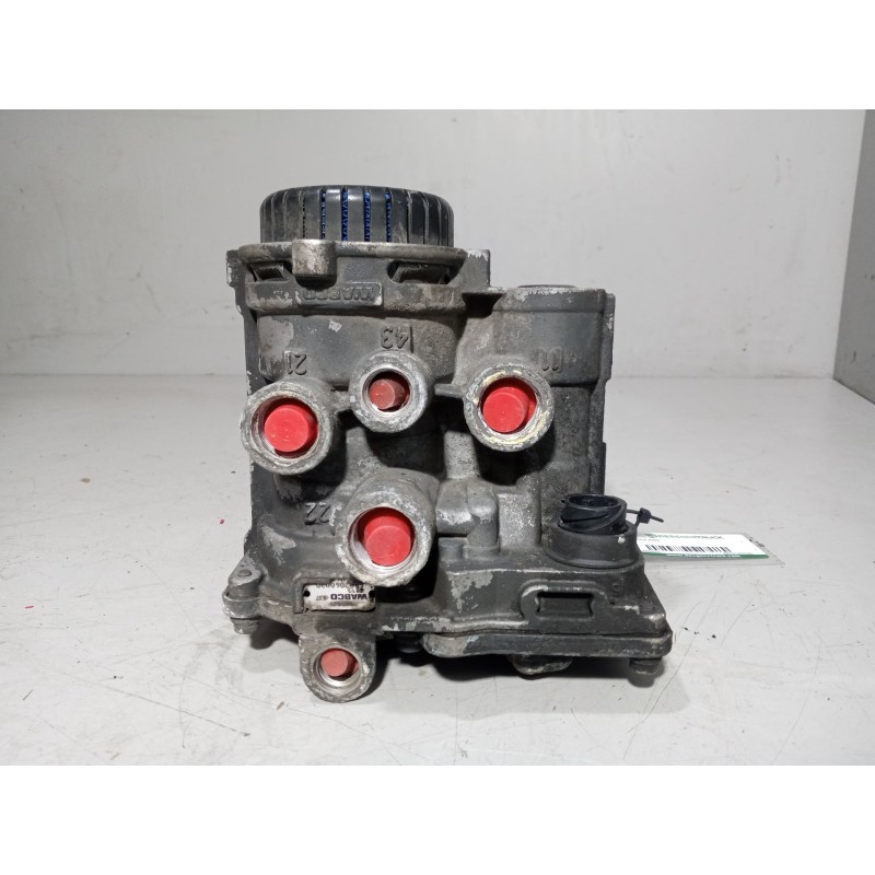 Recambio de valvula aire para daf xf 105 fa 105.460 (462cv) referencia OEM IAM 4802040020  
