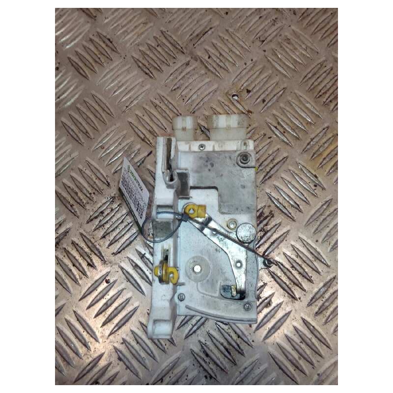 Recambio de cerradura puerta delantera derecha para iveco stralis (as) fsa t / fp lt 4x2 gran espacio referencia OEM IAM - Blanco 2