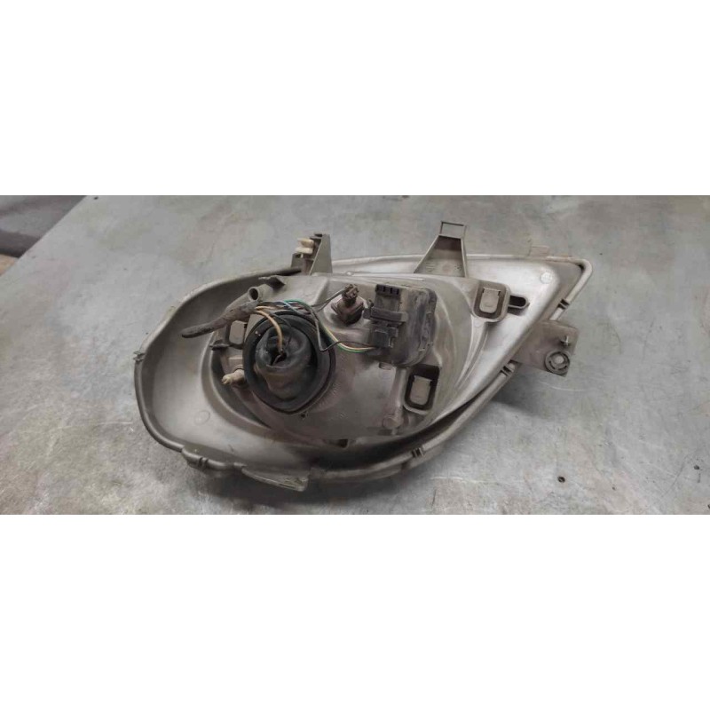 Recambio de faro derecho para nissan primastar (x83) 1.9 dci diesel cat referencia OEM IAM - Blanco 3