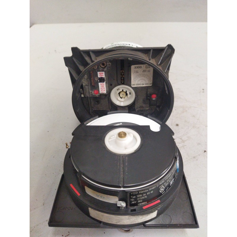 Recambio de tacografo para scania serie 4 (p/r 144 l) 14.2 diesel referencia OEM IAM 131826 4132676 - Blanco 3