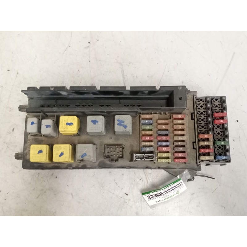 Recambio de caja reles / fusibles para mercedes-benz sprinterii caja abierta (desde 01.06) 311/315  4x4   cdi (906.131/133/135) - Blanco