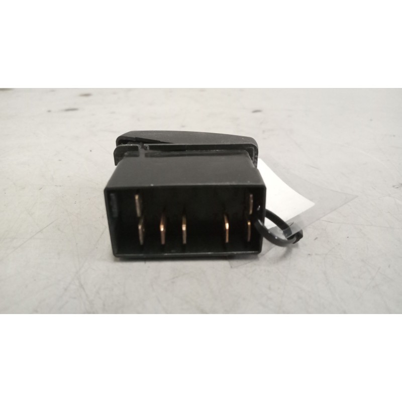 Recambio de interruptor para daf serie xf105.460 12.9 diesel referencia OEM IAM 1697146 - Blanco 3