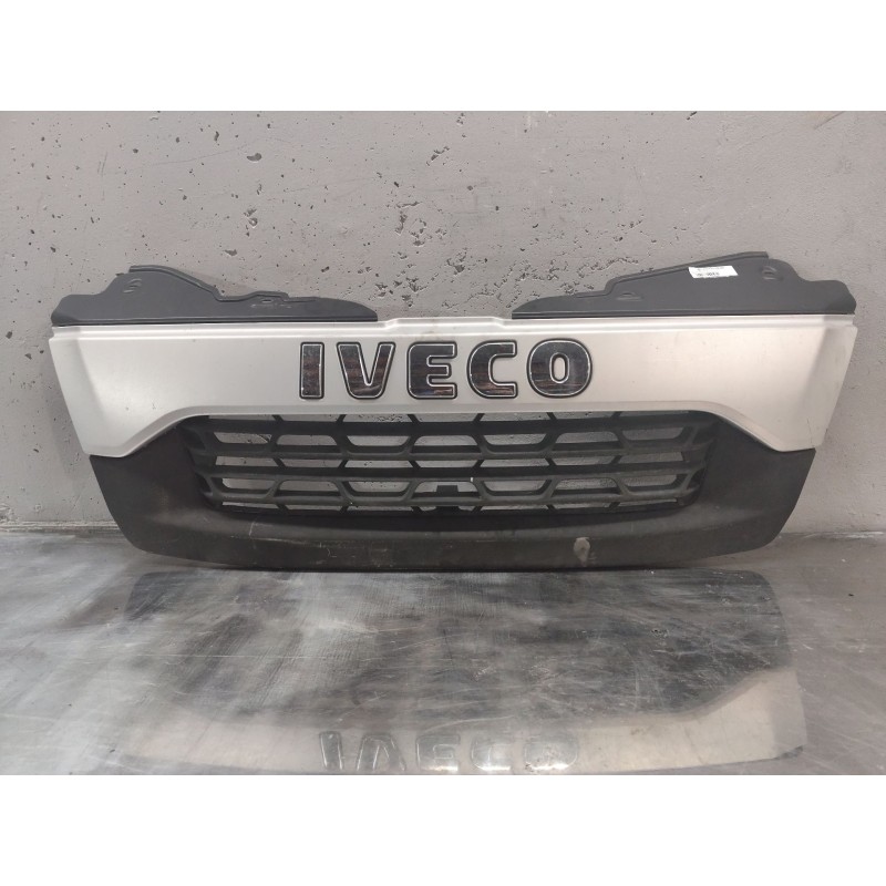 Recambio de rejilla delantera para iveco daily iv caja/chasis 70c17, 70c17 /p referencia OEM IAM   