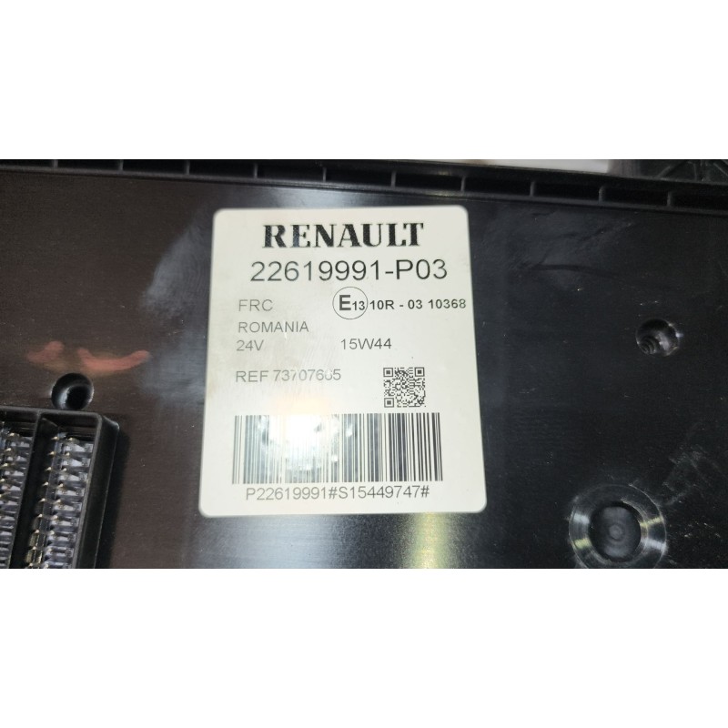 Recambio de caja reles / fusibles para renault serie t 10.8 diesel referencia OEM IAM 22619991 7422619994 - Blanco 10
