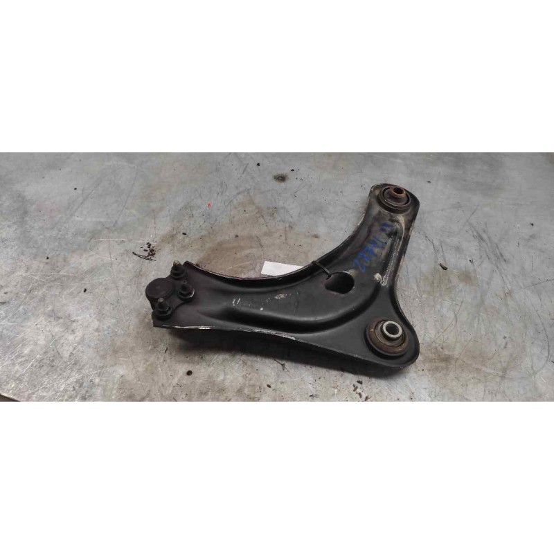 Recambio de brazo suspension inferior delantero izquierdo para citroën c3 1.4 audace referencia OEM IAM - Azul 2