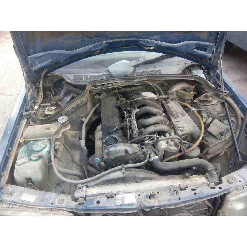 MERCEDES-BENZ CLASE C (W201) BERLINA
