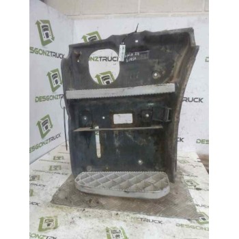 Recambio de peldaño izquierdo para scania serie p/g/r (d-clase) fg p420 (6x2) corto cp 13 / 14 b referencia OEM IAM 1854227  