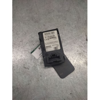 Recambio de conmutador de arranque para renault scenic ii authentique referencia OEM IAM 8200125077  S118539002B