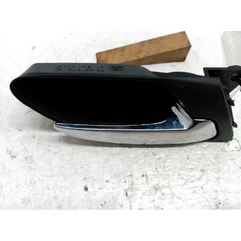 Recambio de maneta interior trasera derecha para bmw serie 3 berlina (e46) 320d referencia OEM IAM 51418200724 - Azul 2