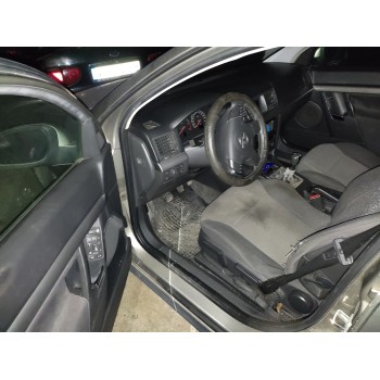 opel vectra c berlina del año 2003
