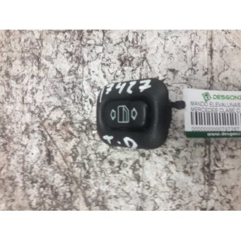 MANDO ELEVALUNAS TRASERO DERECHO 534240 3 PINS 