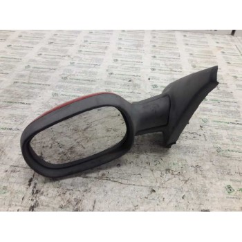 RETROVISOR IZQUIERDO 