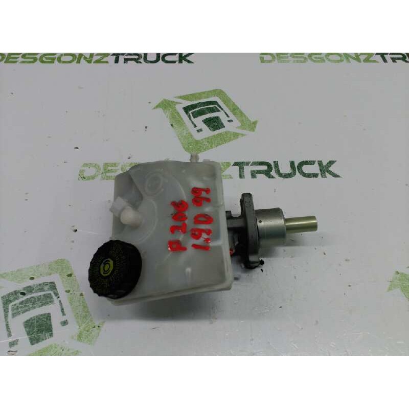 Recambio de bomba freno para peugeot 206 berlina gt referencia OEM IAM 03350884271  