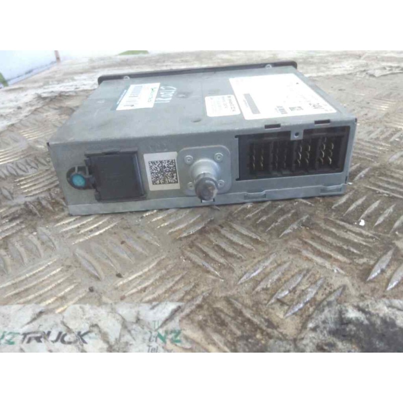 Recambio de tacografo para daf serie xf105.460 fsa 4x2 super-space-cab referencia OEM IAM 13811051100001 0000431915 4