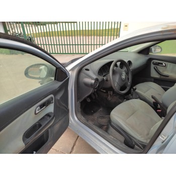 seat cordoba berlina (6l2) del año 2003