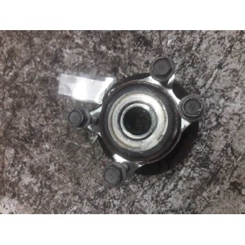 Recambio de buje delantero para toyota auris active referencia OEM IAM  DERECHO 