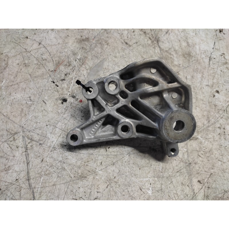 Recambio de soporte motor derecho para peugeot 407 st sport pack referencia OEM IAM 96451611  