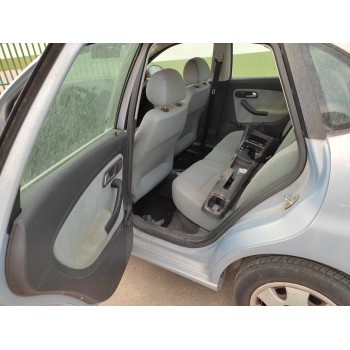 seat cordoba berlina (6l2) del año 2003