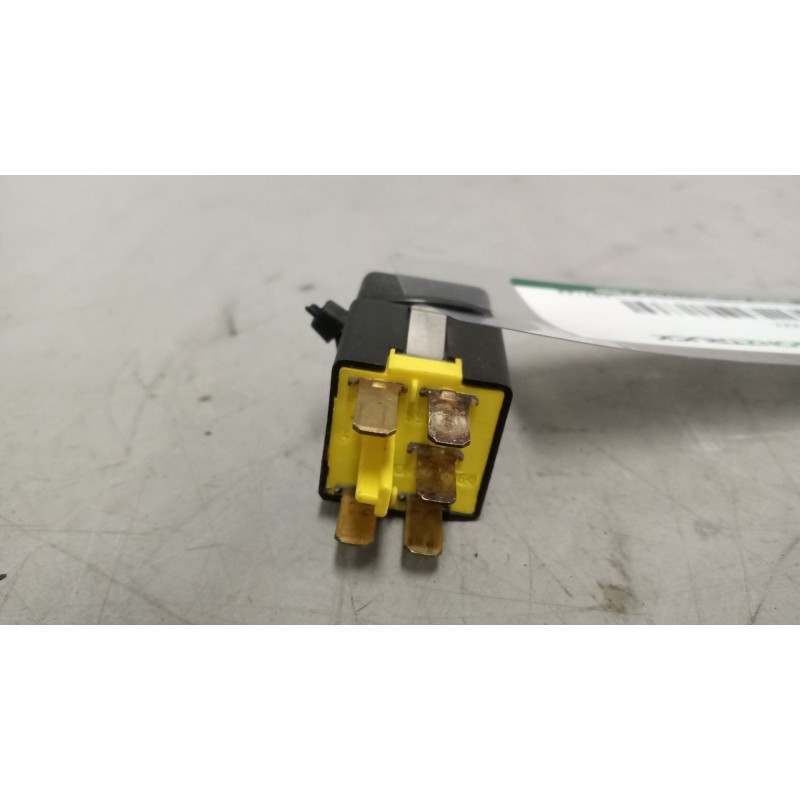 Recambio de interruptor para daf serie xf105.460 12.9 diesel referencia OEM IAM 1697144 - Blanco 3