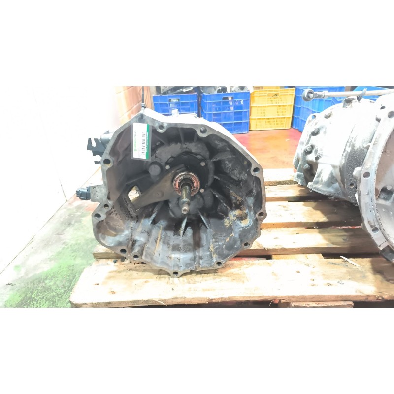 Recambio de caja cambios para nissan cabstar 09.06 2.5 diesel referencia OEM IAM 32010MB720 3210IMB72B RE226701