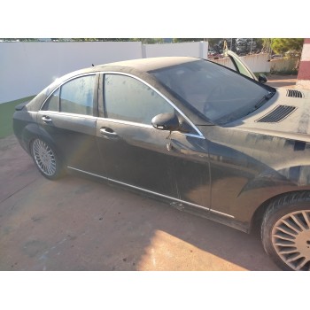 mercedes-benz clase s (w221) berlina del año 2005