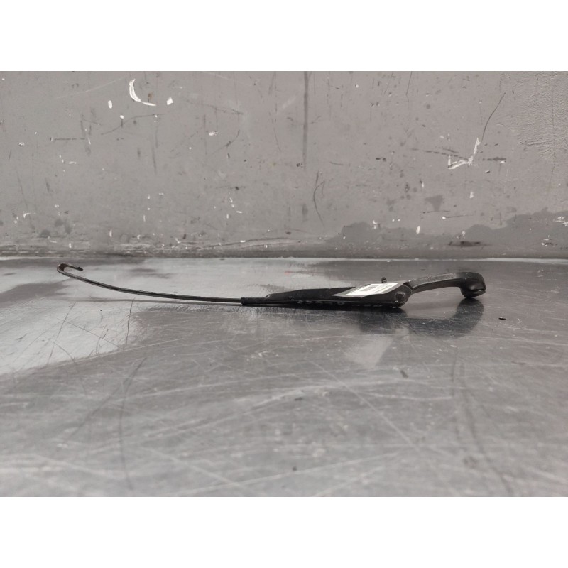 Recambio de brazo limpia delantero derecho para seat toledo (1l) magnus referencia OEM IAM 1L0955407 - Blanco 2