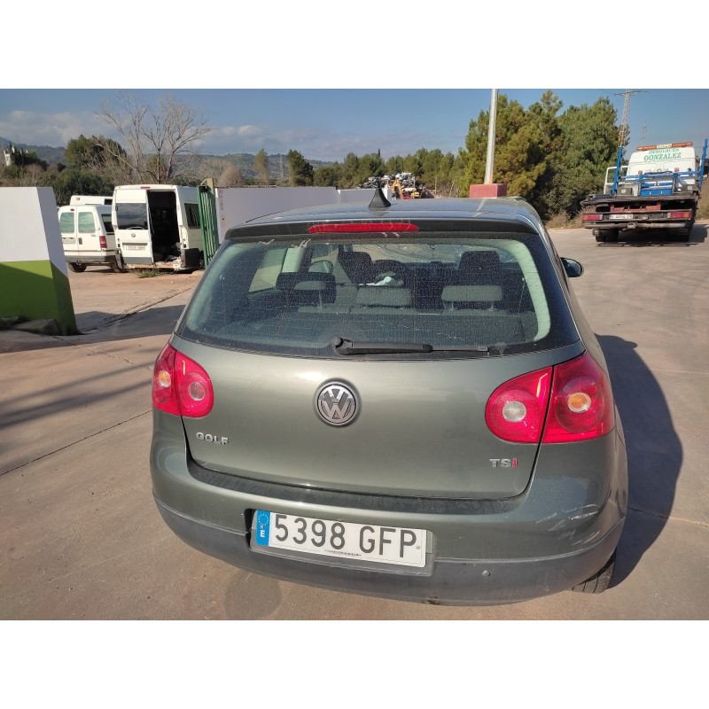 VOLKSWAGEN GOLF V BERLINA (1K1)