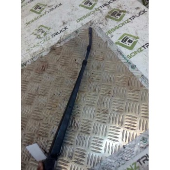 Recambio de brazo limpia delantero para nissan cabstar e cabina simple cabina individual referencia OEM IAM   