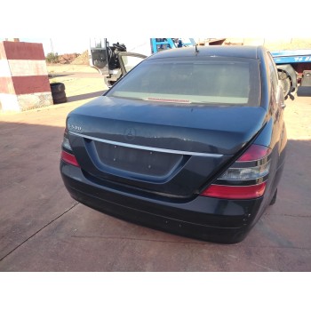 mercedes-benz clase s (w221) berlina del año 2005