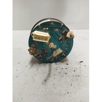 Recambio de cuadro instrumentos para nissan trucks l35.08 ...... referencia OEM IAM  INDICADOR COMBUSTIBLE INDICADOR TEMPERATURA