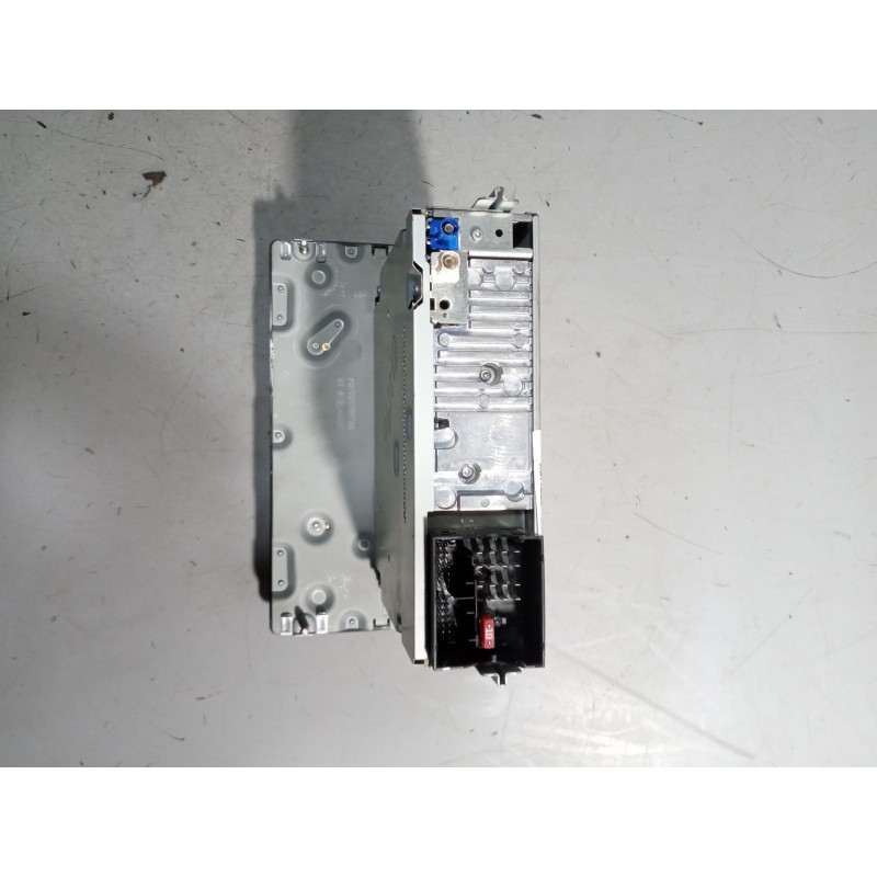 Recambio de sistema audio / radio cd para man tgx 18.480 fg / 4x2 bl xl referencia OEM IAM 81281006027 - Blanco 2