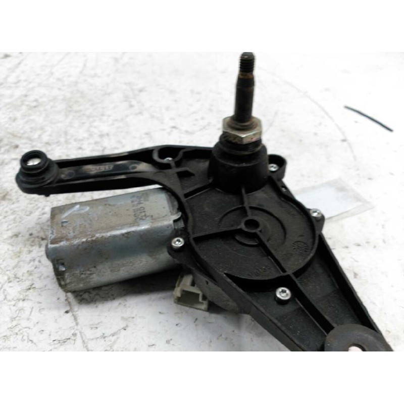 Recambio de motor limpia trasero para renault clio i phase iii 1.2 campus referencia OEM IAM 8200071214 PORTON 3