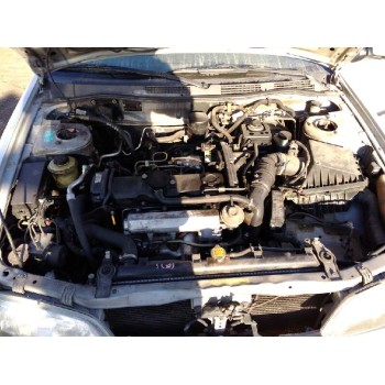 nissan primera berlina (p11) del año 1998