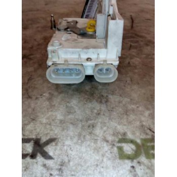 Recambio de cerradura puerta delantera derecha para iveco trucks eurostar ld 190 e 43 fp (430cv) referencia OEM IAM B792  