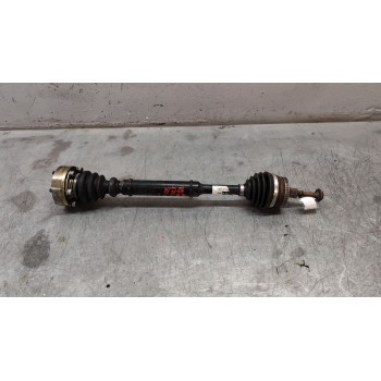 Recambio de transmision delantera derecha para volkswagen passat berlina (3b2) básico referencia OEM IAM 8D0407272AQ  