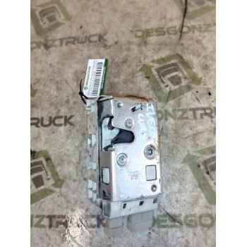 Recambio de cerradura puerta delantera derecha para iveco trucks eurostar ld 190 e 43 fp (430cv) referencia OEM IAM B792  