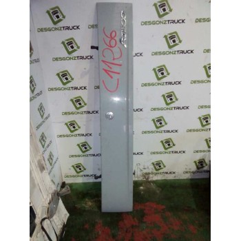 Recambio de calandra para mercedes-benz atego 6 cyl. 4x2 2005  1523 4x2 om 906 la l (largo) referencia OEM IAM A9737500009  