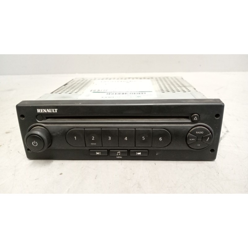 Recambio de sistema audio / radio cd para renault magnum ab diesel referencia OEM IAM 7421819272 21470404 742174444858