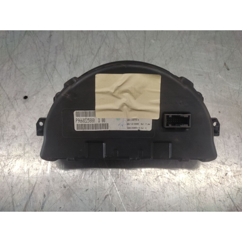 Recambio de cuadro instrumentos para citroën c3 hdi 70 furio referencia OEM IAM 9660225880 2