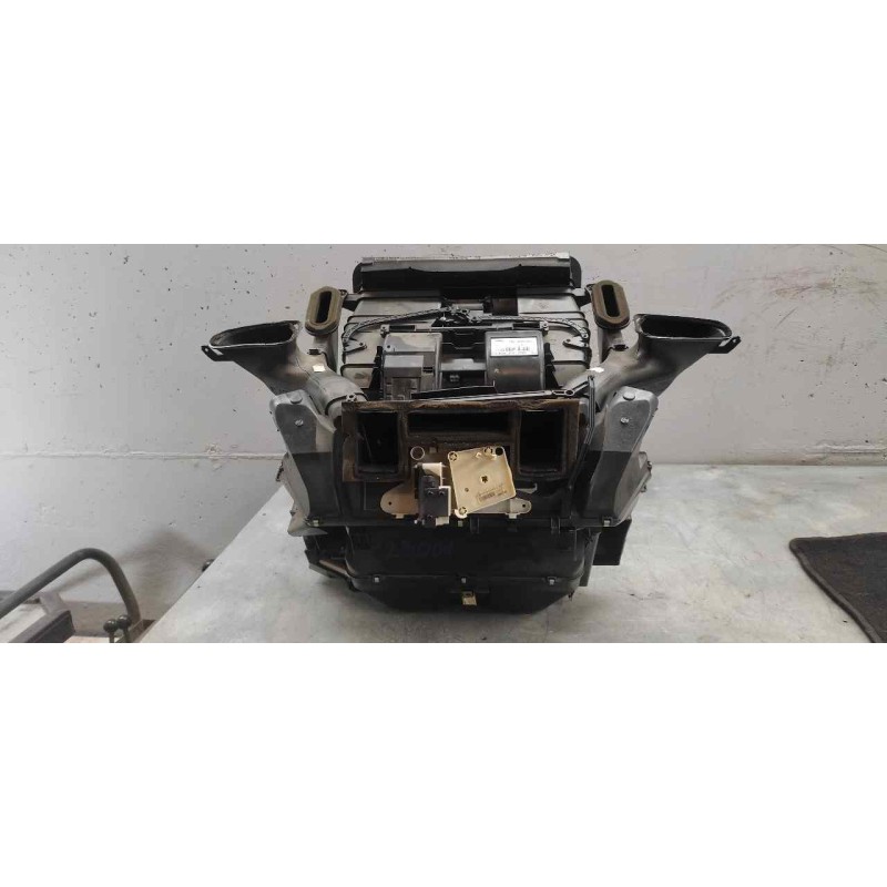 Recambio de calefaccion entera normal para mercedes-benz vito kasten (639) 2.1 cdi referencia OEM IAM W6398300960KZ  