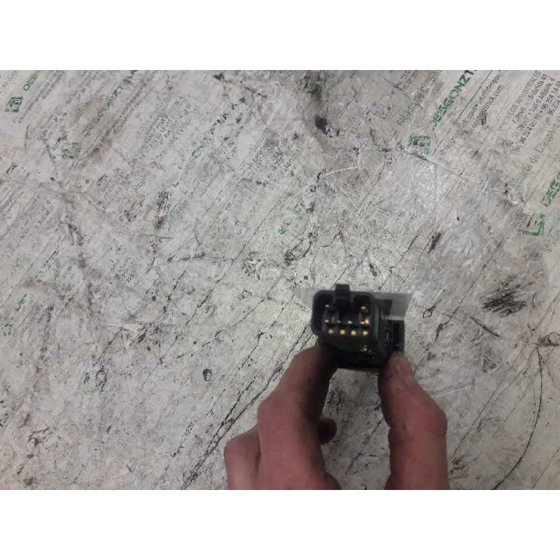 Recambio de interruptor para kia carnival ii 2.9 cdri executive referencia OEM IAM RR HTR - Negro 2