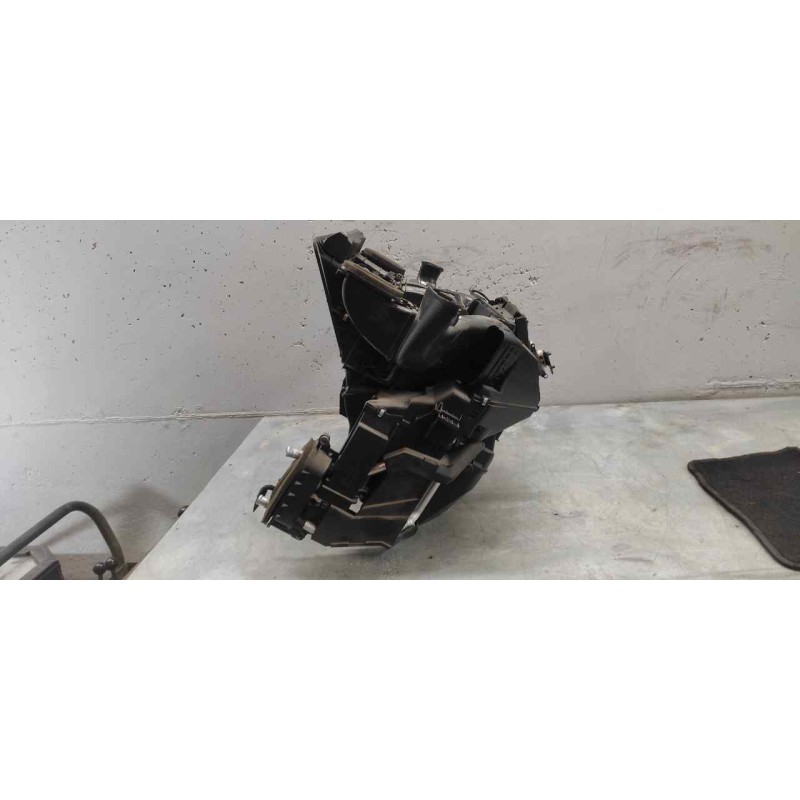 Recambio de calefaccion entera normal para mercedes-benz vito kasten (639) 2.1 cdi referencia OEM IAM W6398300960KZ - Blanco 3