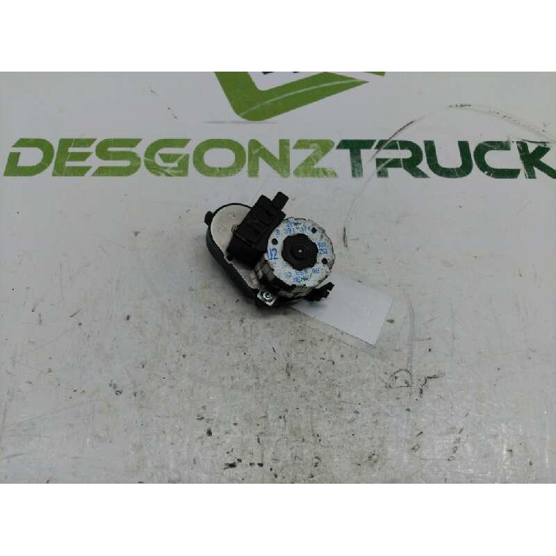 Recambio de motor regulador climatizacion para bmw serie 3 berlina (e46) 320d referencia OEM IAM 8391374  