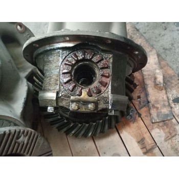 Recambio de grupo para nissan l80.09 referencia OEM IAM gd320 relacion:4.38/1=35/8 3800d6300
