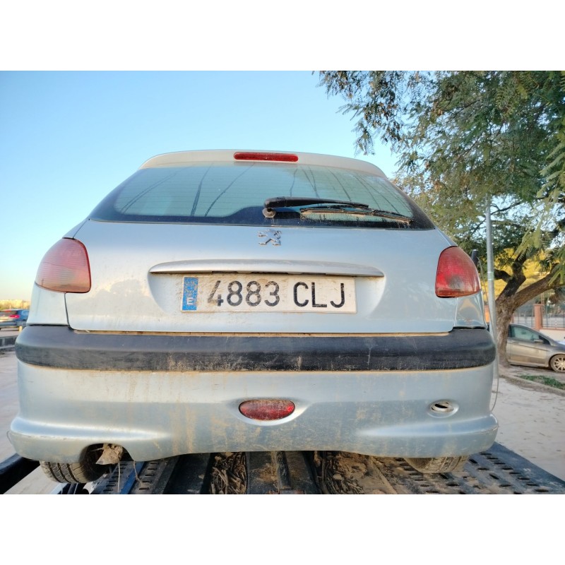 peugeot 206 berlina del año 2003